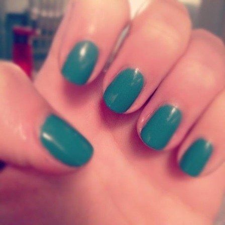 0204 green nail polish bostonstylista bd