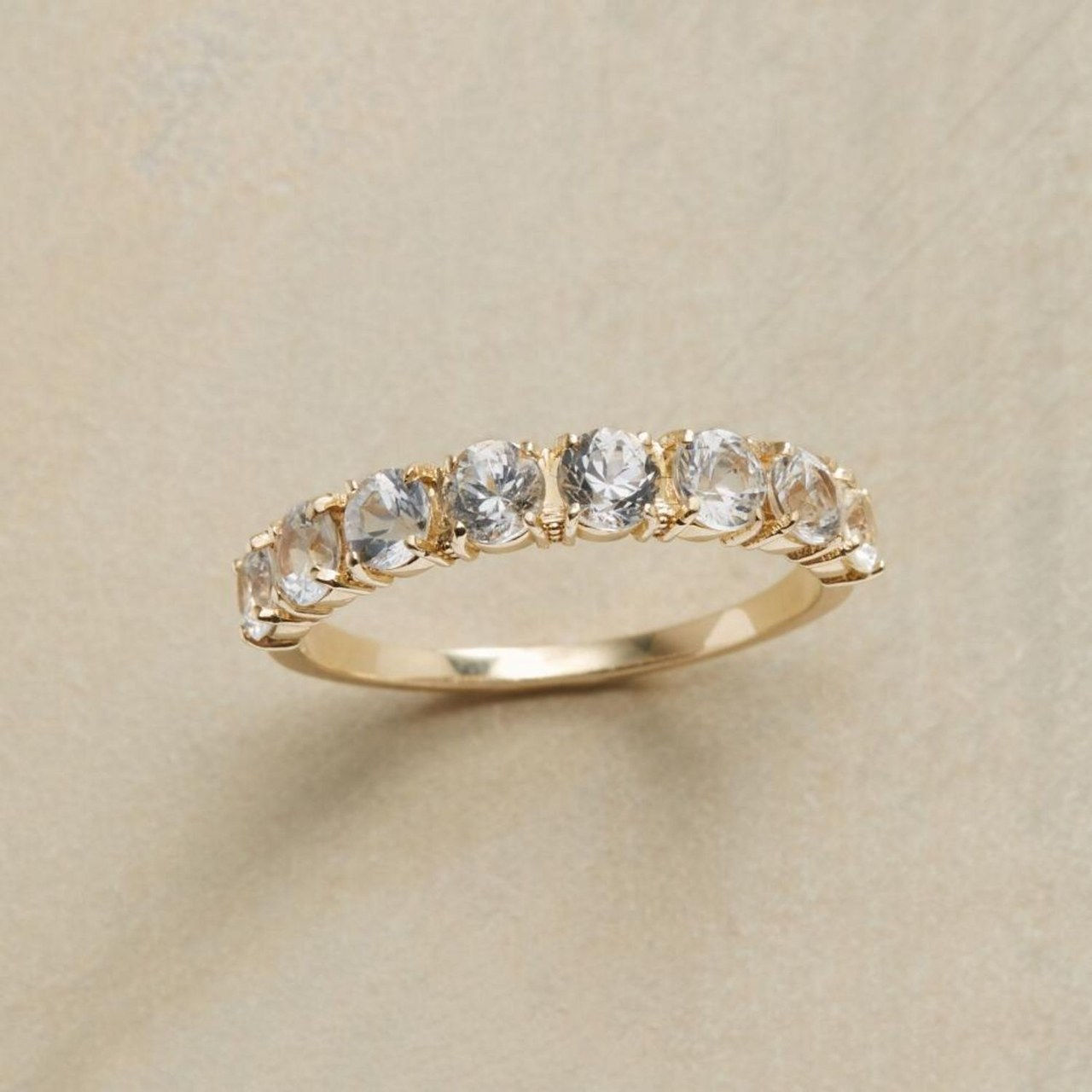 8 affordable engagement rings under 1000 1116 courtesy