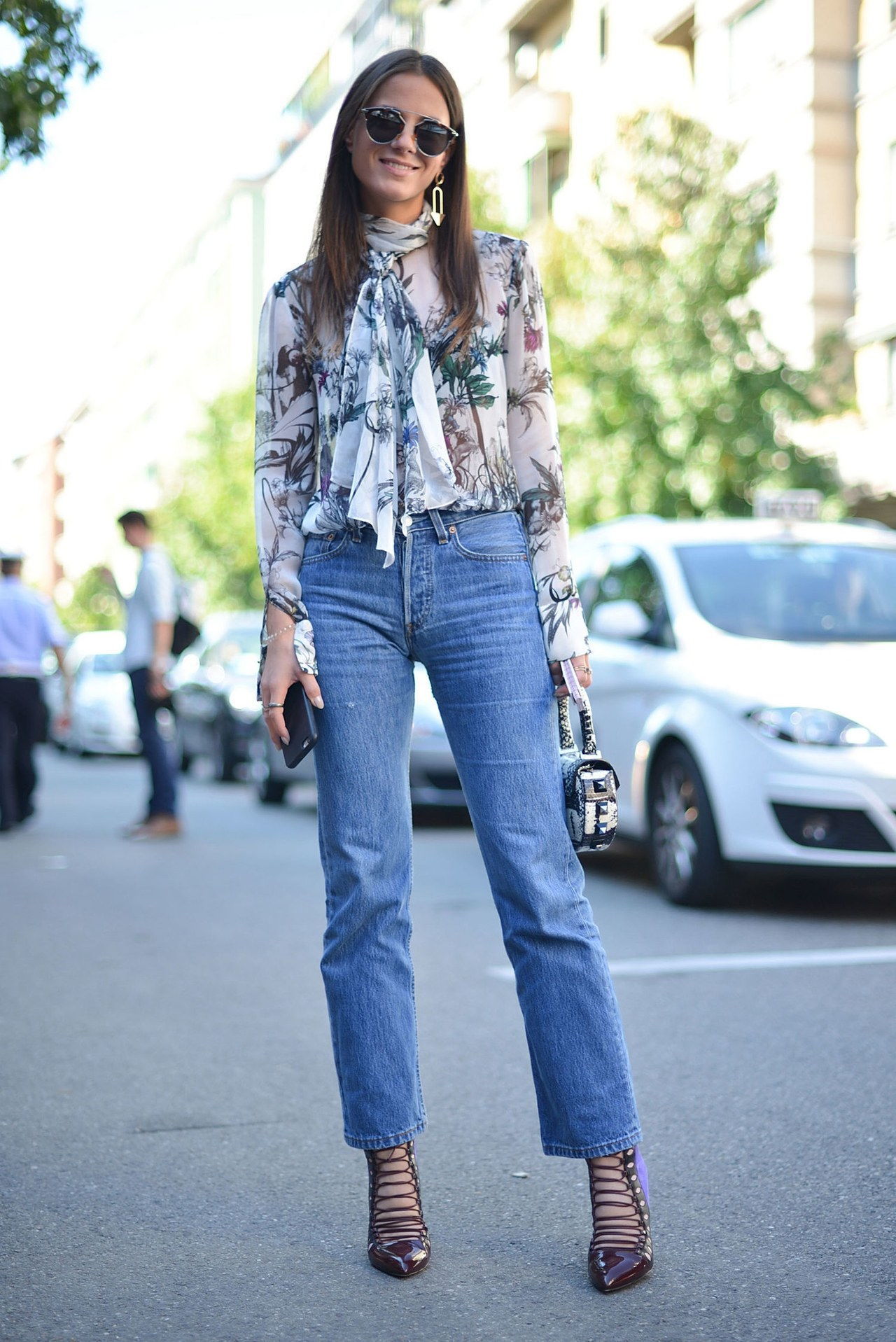 秋季 2015 denim street style milan fashion week straight leg floral blouse