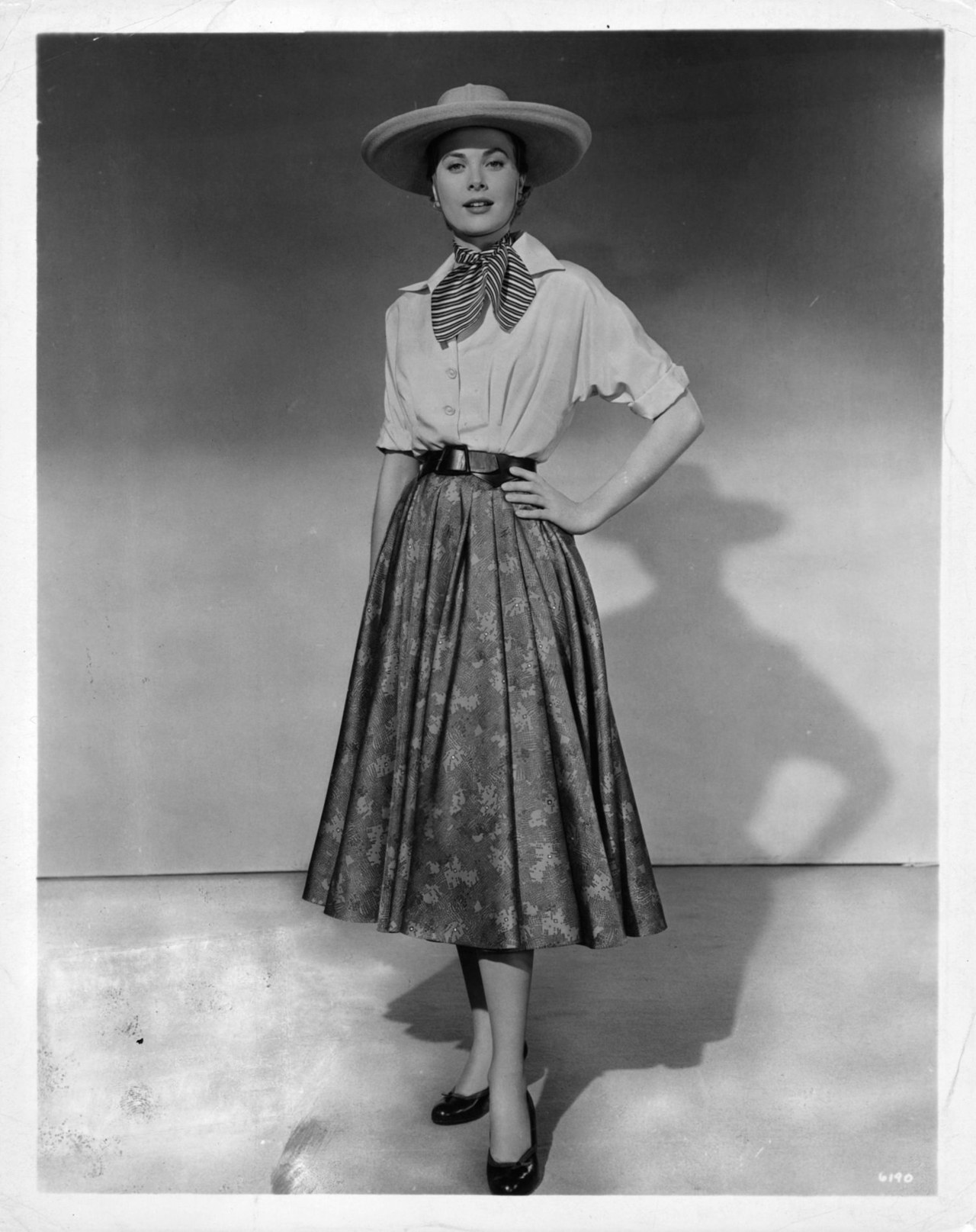 gracia kelly circa 1945 fashion style