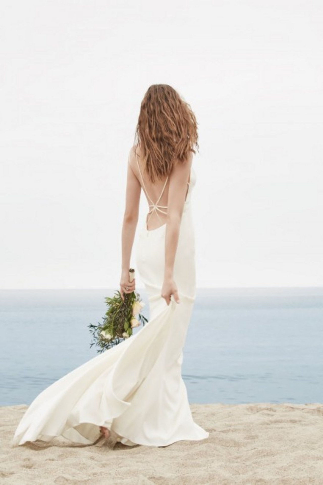 01 under 1000 beach wedding dresses 0218 courtesy