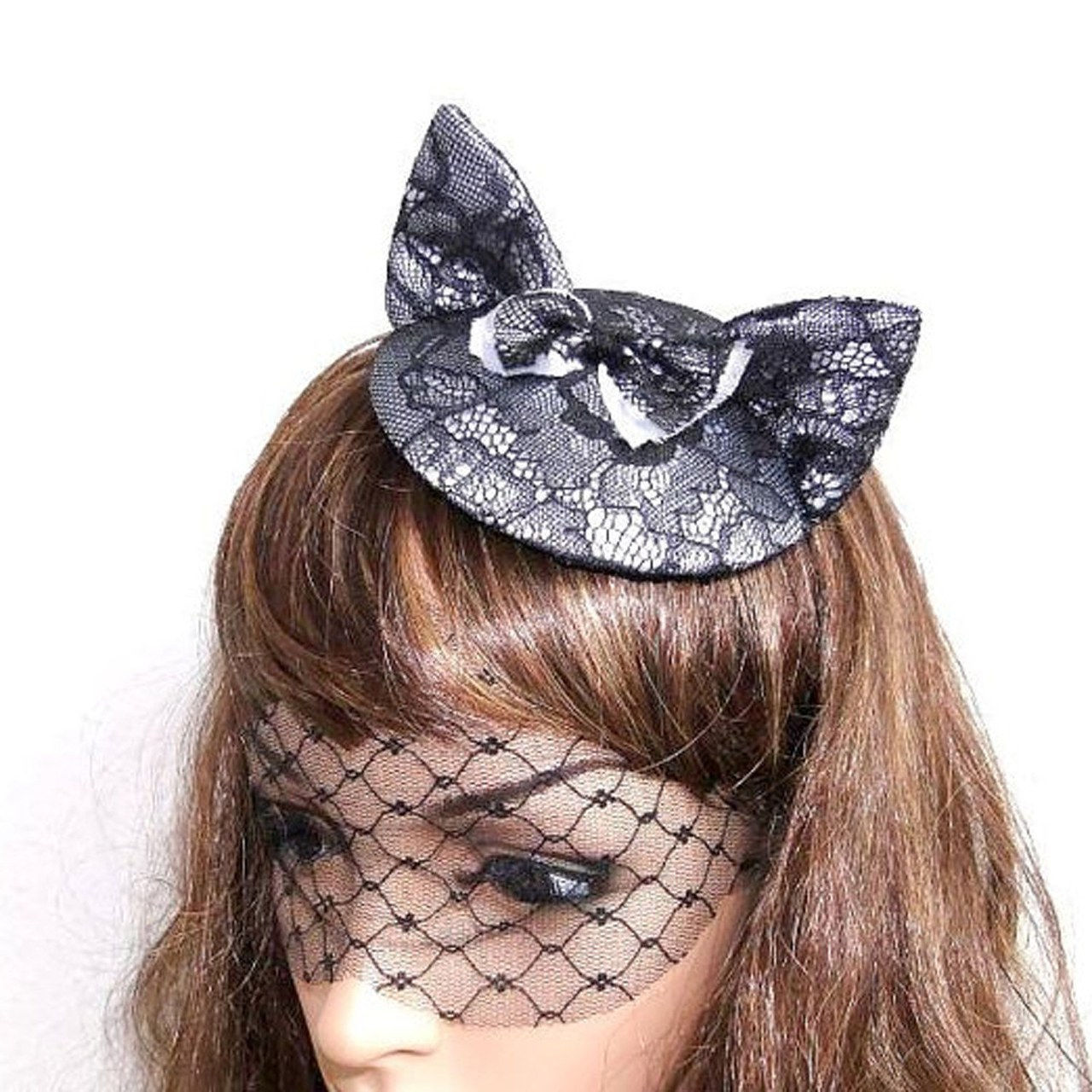 kočka ear fascinator