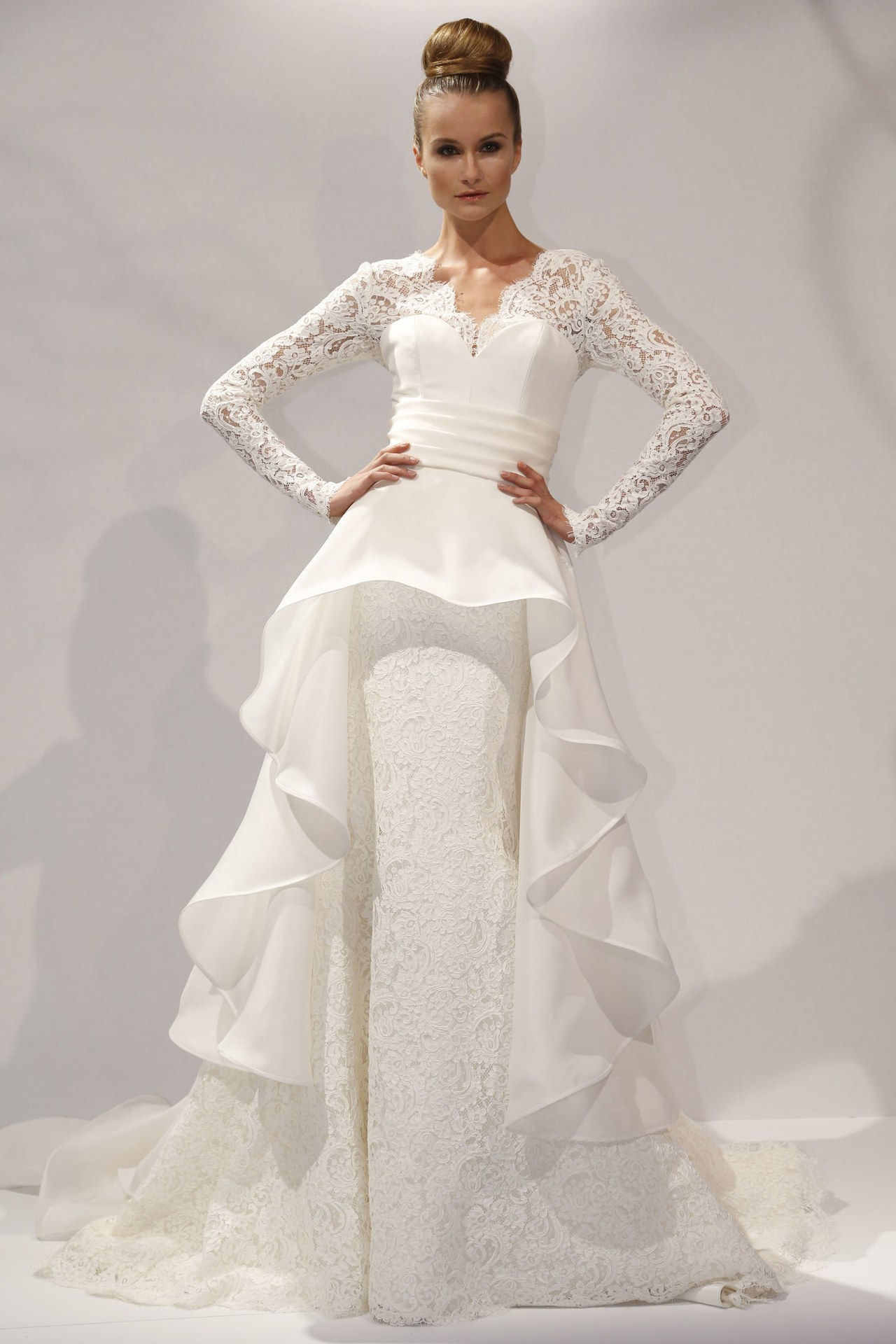 2 elizabeth taylor first wedding dresses inspired by wedding gowns conrad hilton celebrity weddings 0626