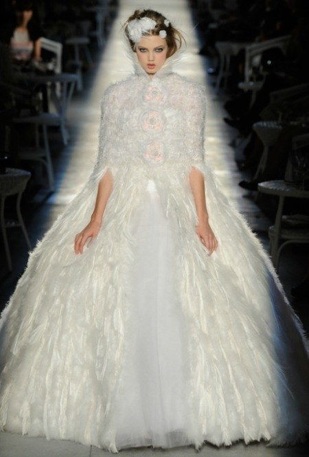 0712 1 wedding dresses from the couture runways we