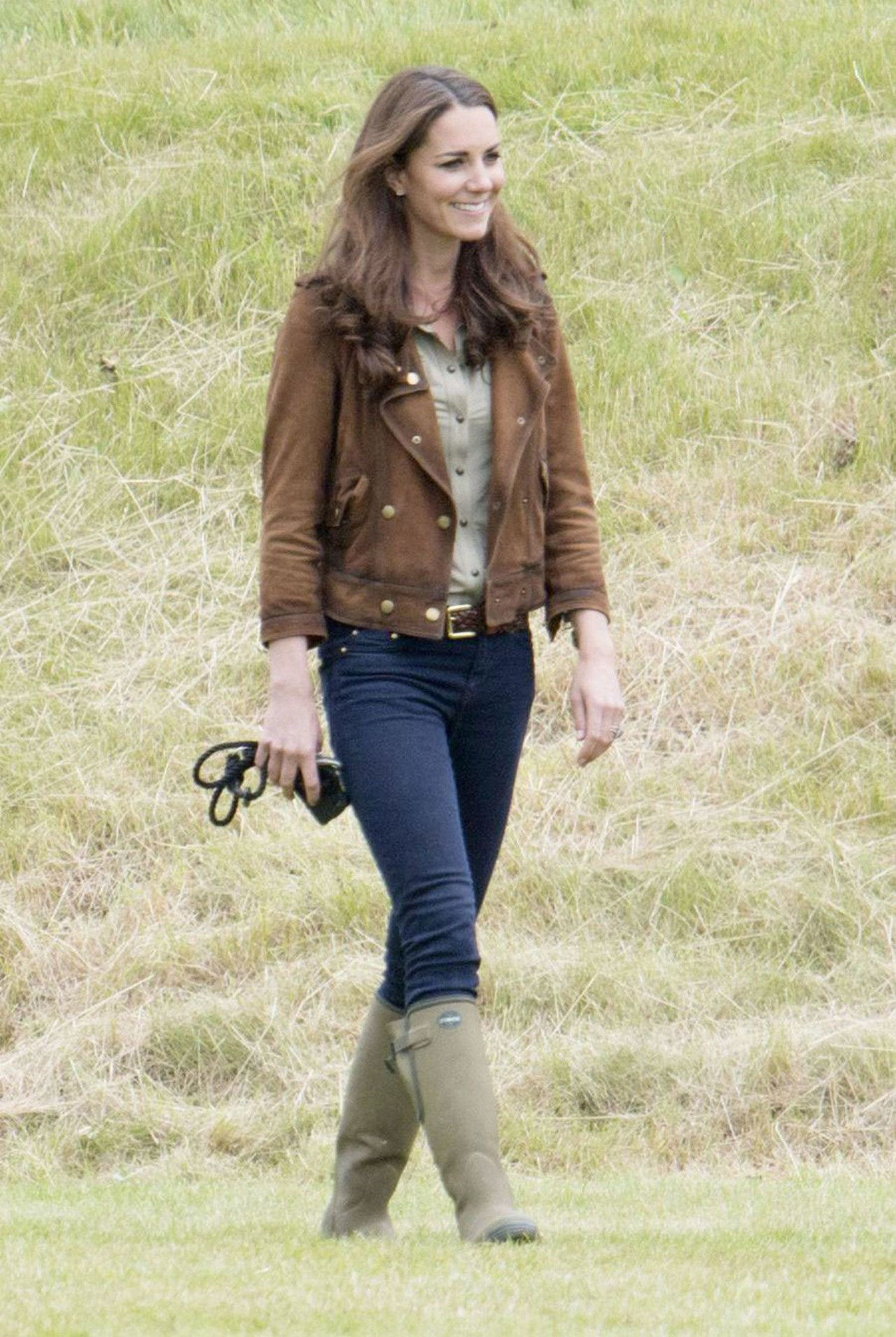 Kate middleton wellies suede jacket outfit