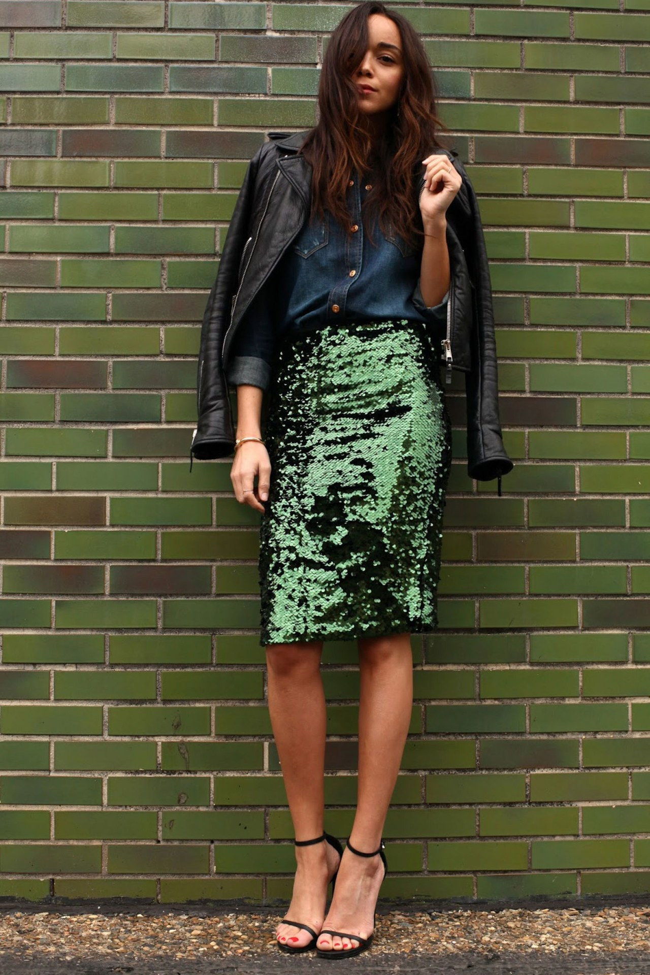 lentejuela skirt outfit ideas ring my bell