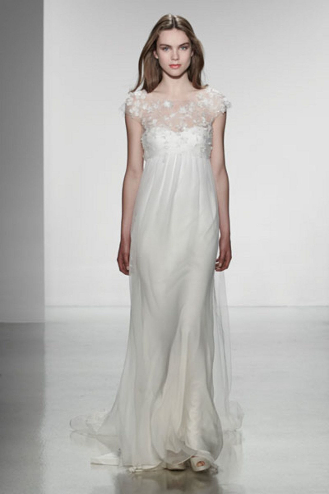 3 wedding dresses for outdoor brides anna kendrick the last five years wedding gown 0709