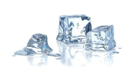 融化 ice cubes