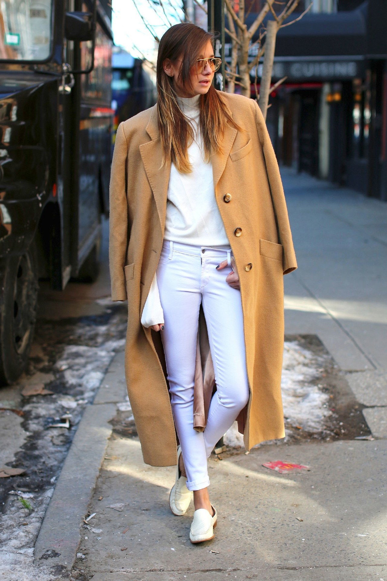 invierno white jeans we wore what