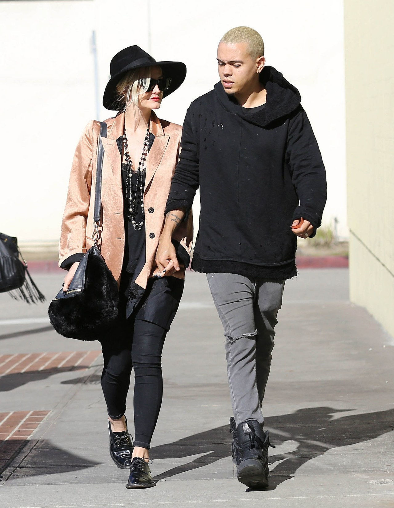 gravid ashlee simpson camel coat