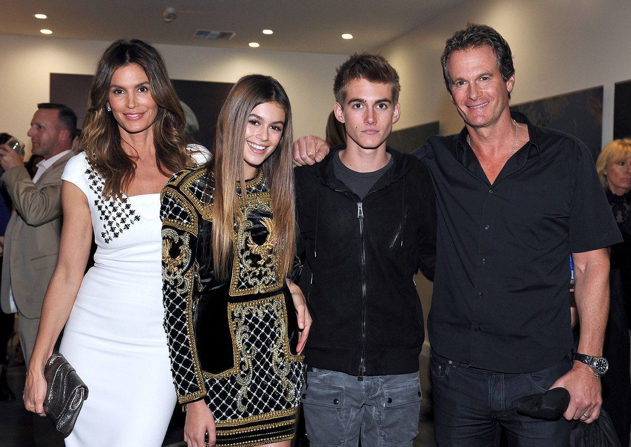 cindy crawford kids husband picture