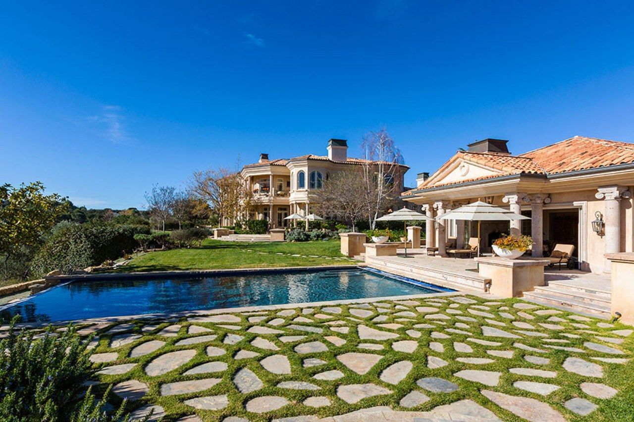 9 britney spears home pictures celebrity real estate 1021 courtesy zillow