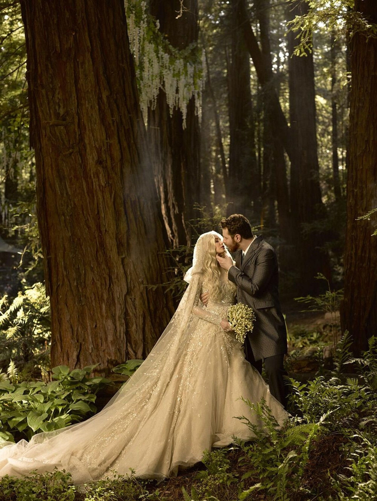 Foto sean parker alexandra lenas lord of the rings themed wedding