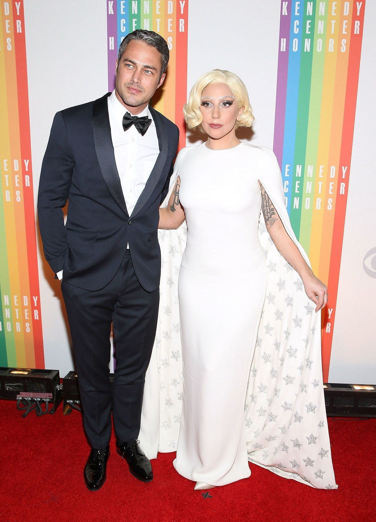 Raten Sie, wer Diktieren Lady Gaga Wedding Dress Design – golinmena.com