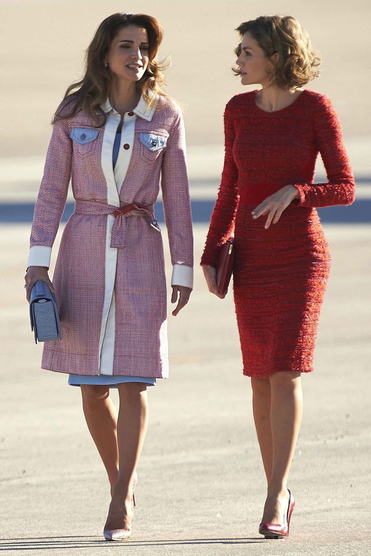 královna rania coat queen letizia red dress