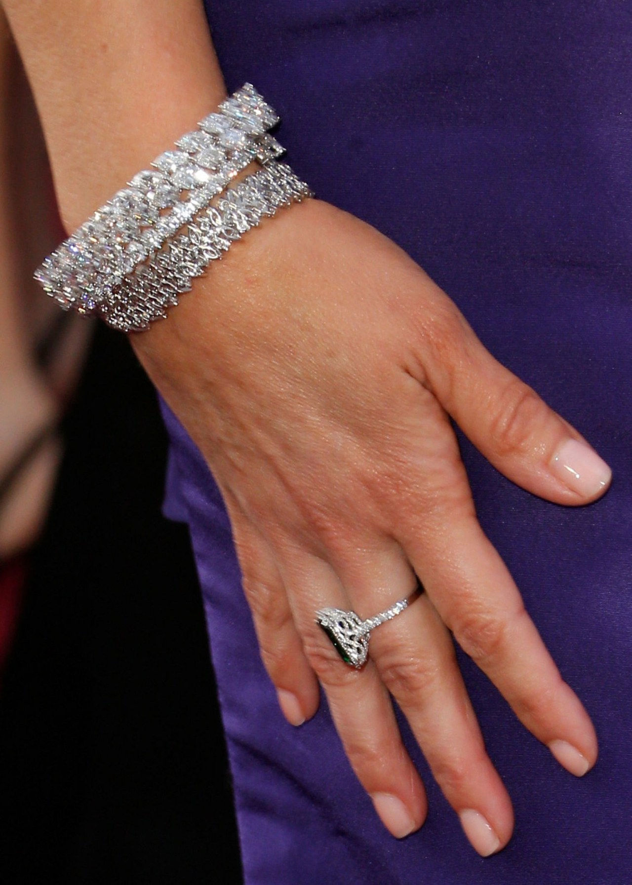 reese witherspoon tiffanys diamond bracelet oscars