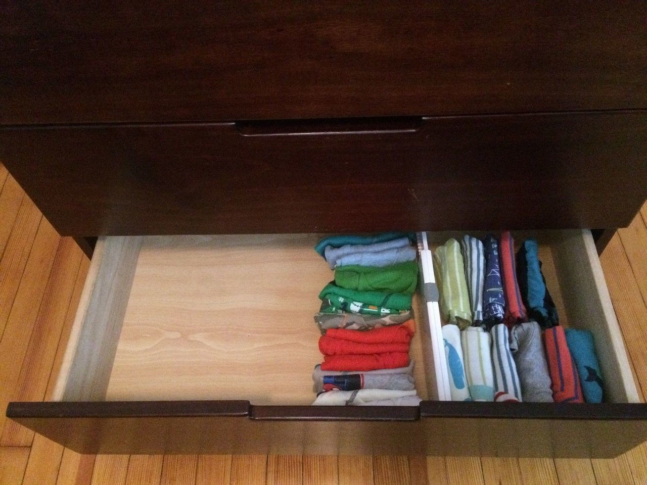 4 marie kondo clothes folding 0602 kim