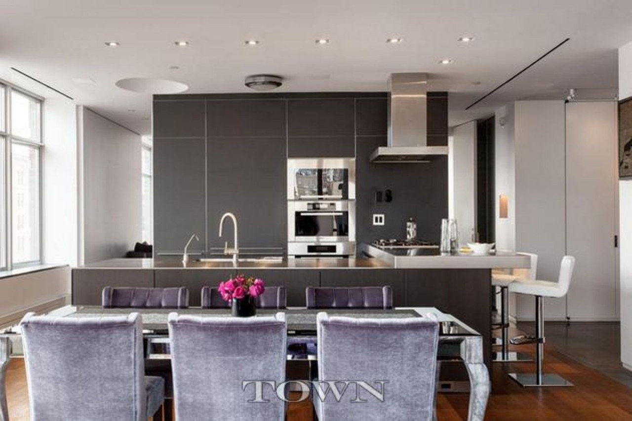 3 katie holmes nyc apartment celebrity real estate 0707 courtesy