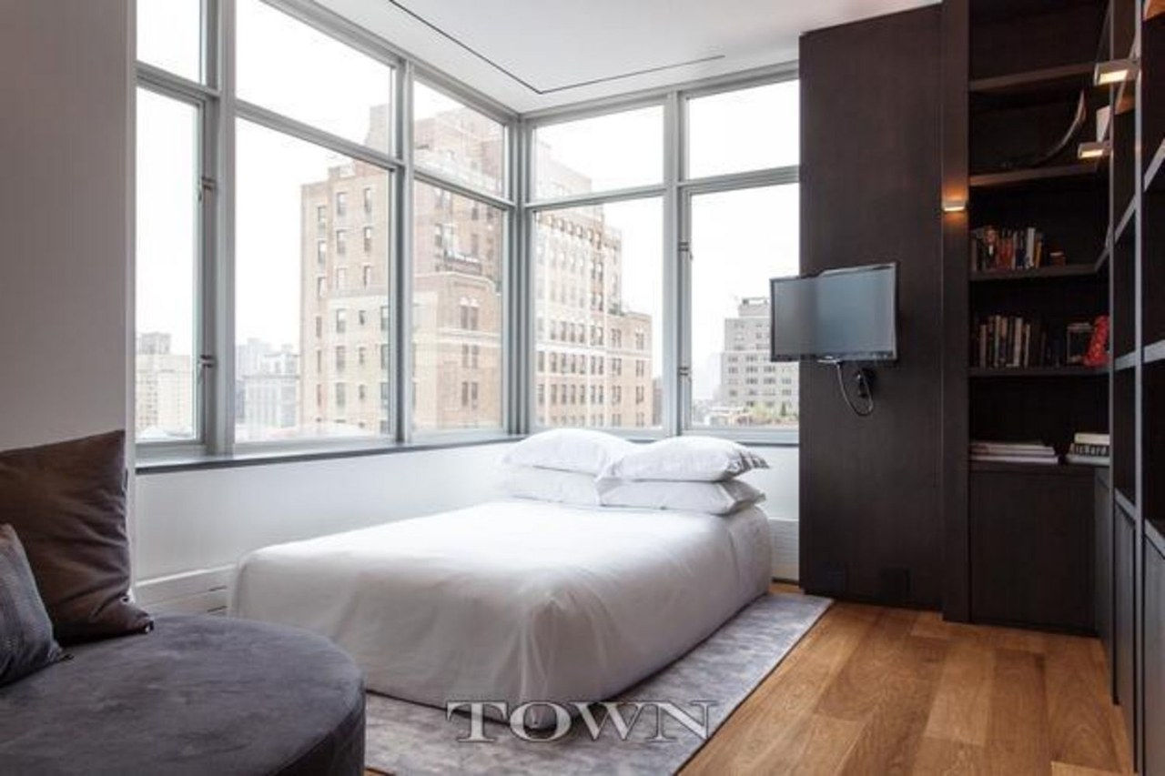 9 katie holmes nyc apartment celebrity real estate 0707 courtesy