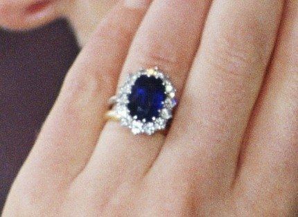 1116 kate middleton engagement ring prince william princess diana close up we