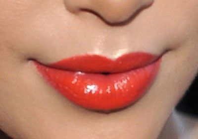 0914 kim kardashian lips close bd