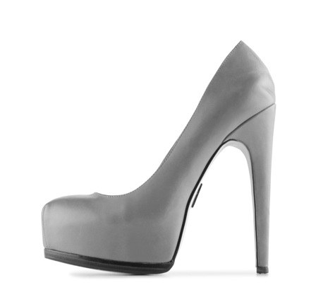 0725madonna truth or dare shoes23 fa