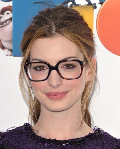 Sexy Schönheit Mit Niedlicher Brille