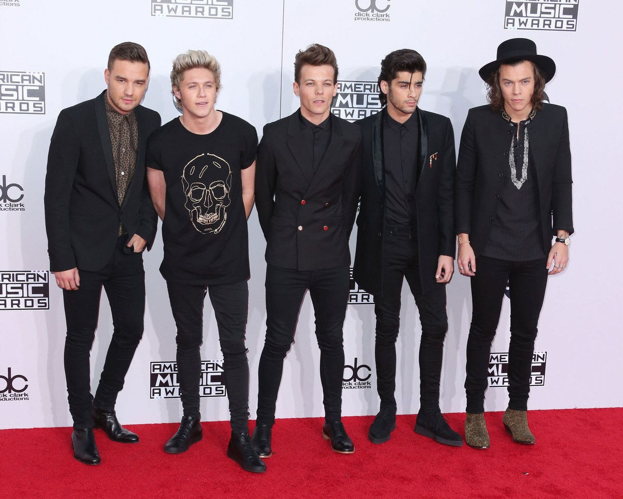 uno direction arriving red carpet american music awards 2014