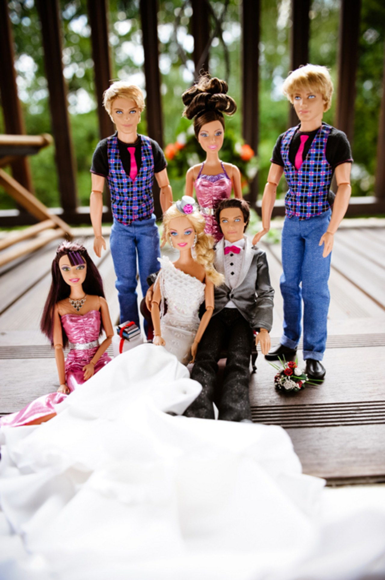 30 barbie ken bridal party
