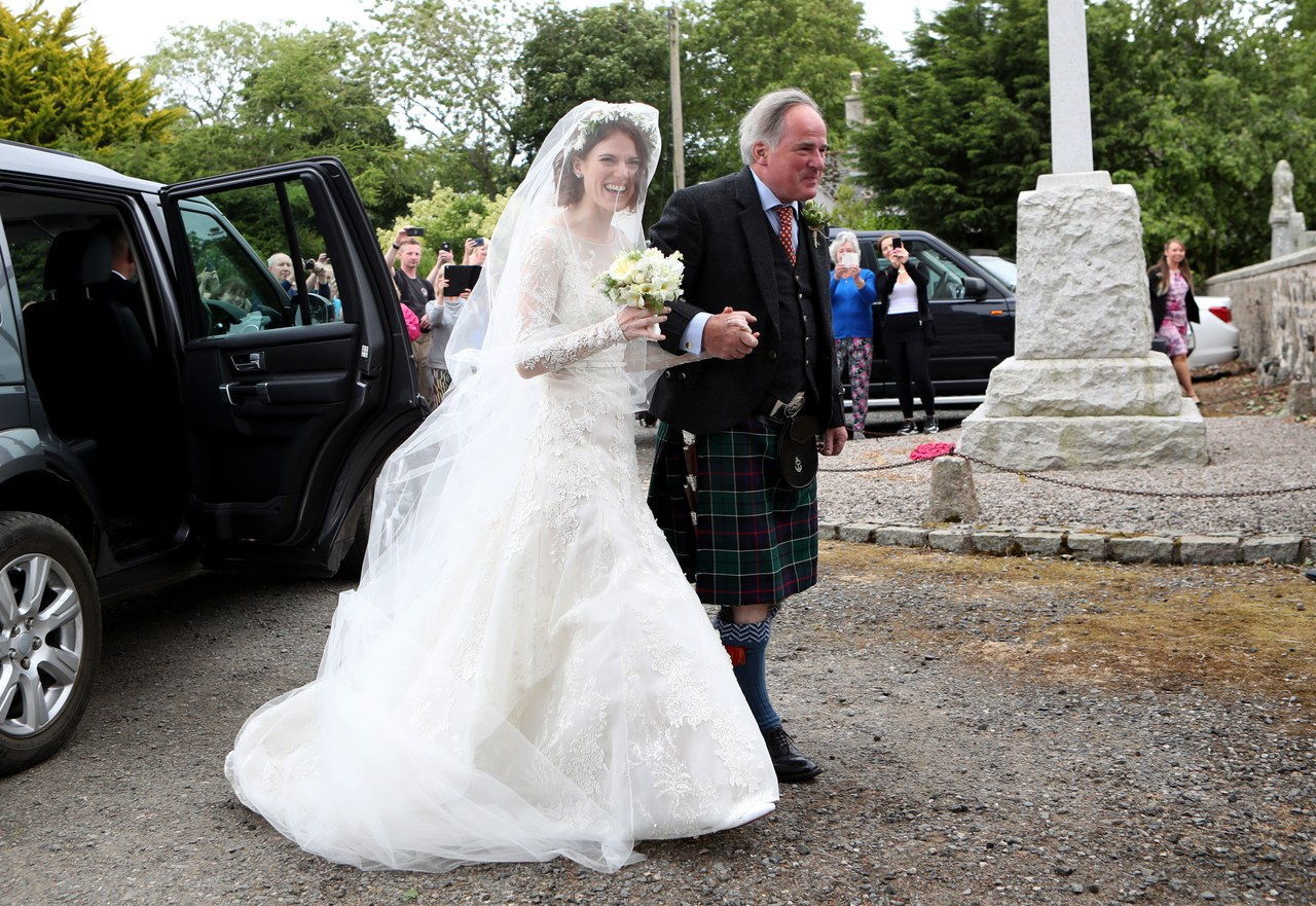 Rose Leslie arrives at her wedding 