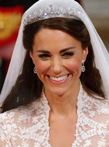 Kralovska Svatba 4 Zpusoby Ktere Kate Middleton Svatebni Vlasy A Make Up Byly Pohadkove Perfektni