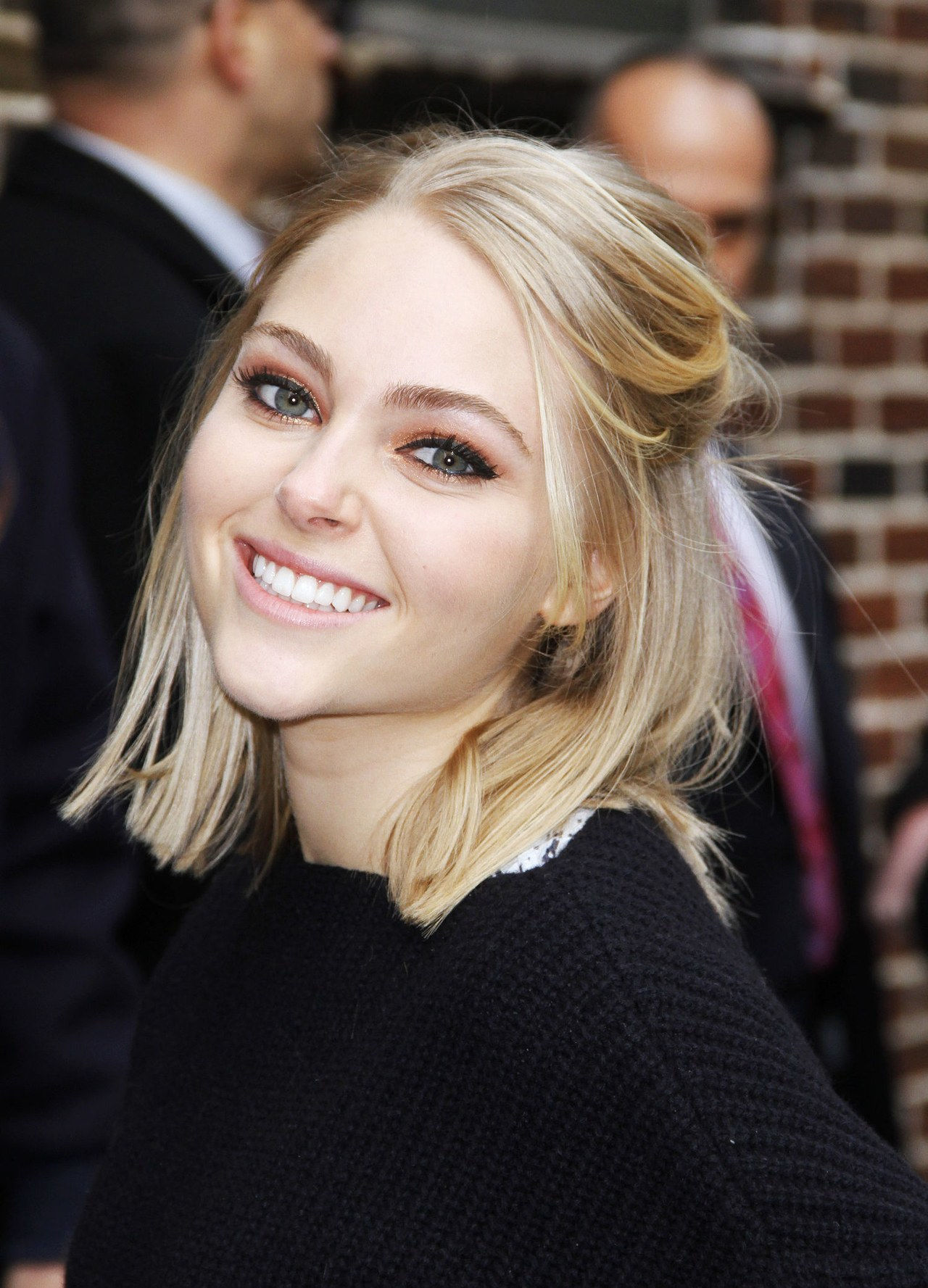 Anna Sophia Robb hairstyle how to