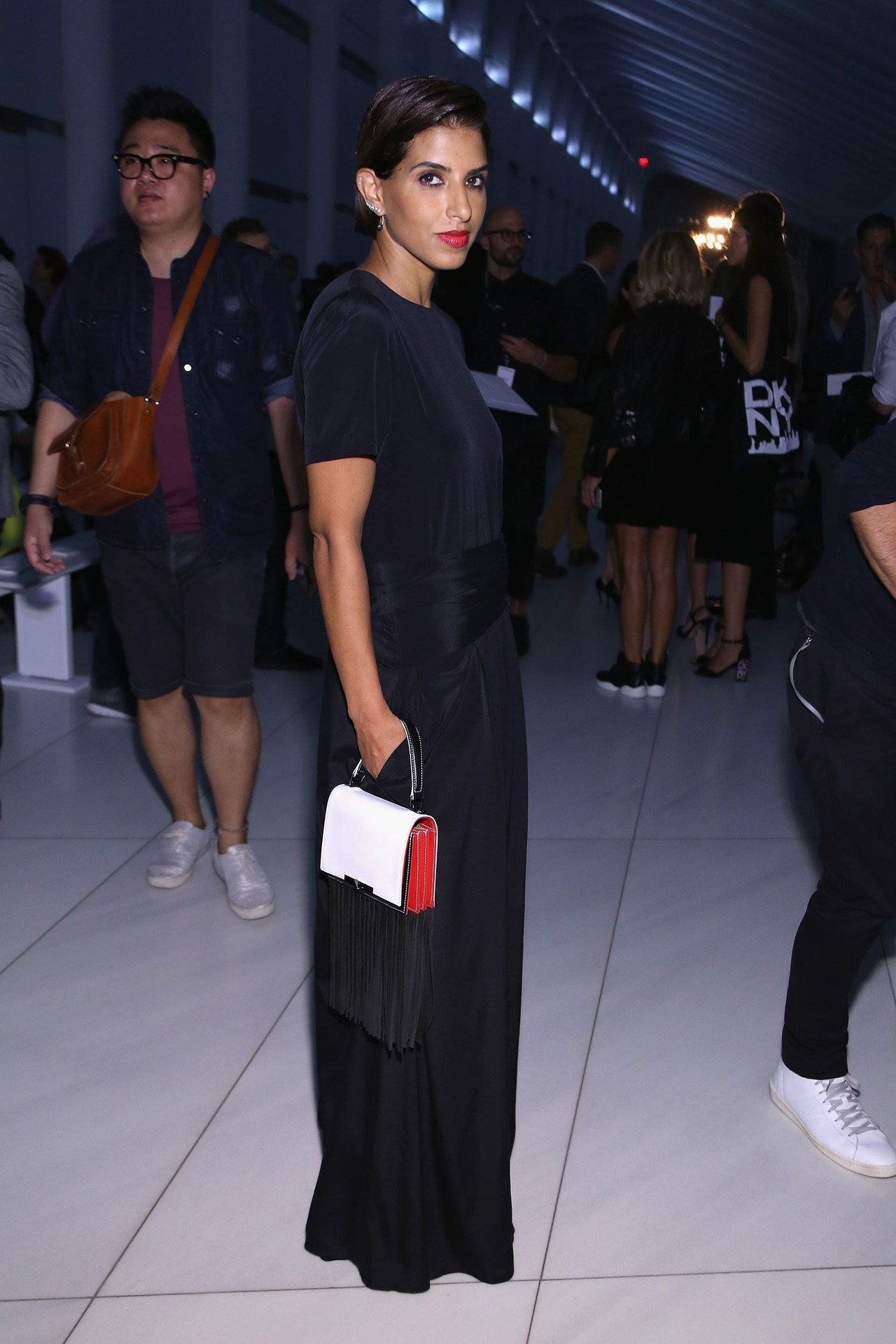 Prinzessin deena black dress dkny spring 2016 show