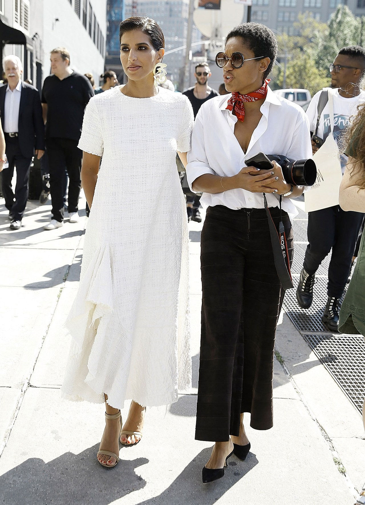 Prinzessin deena white dress calvin klein spring 2016 show