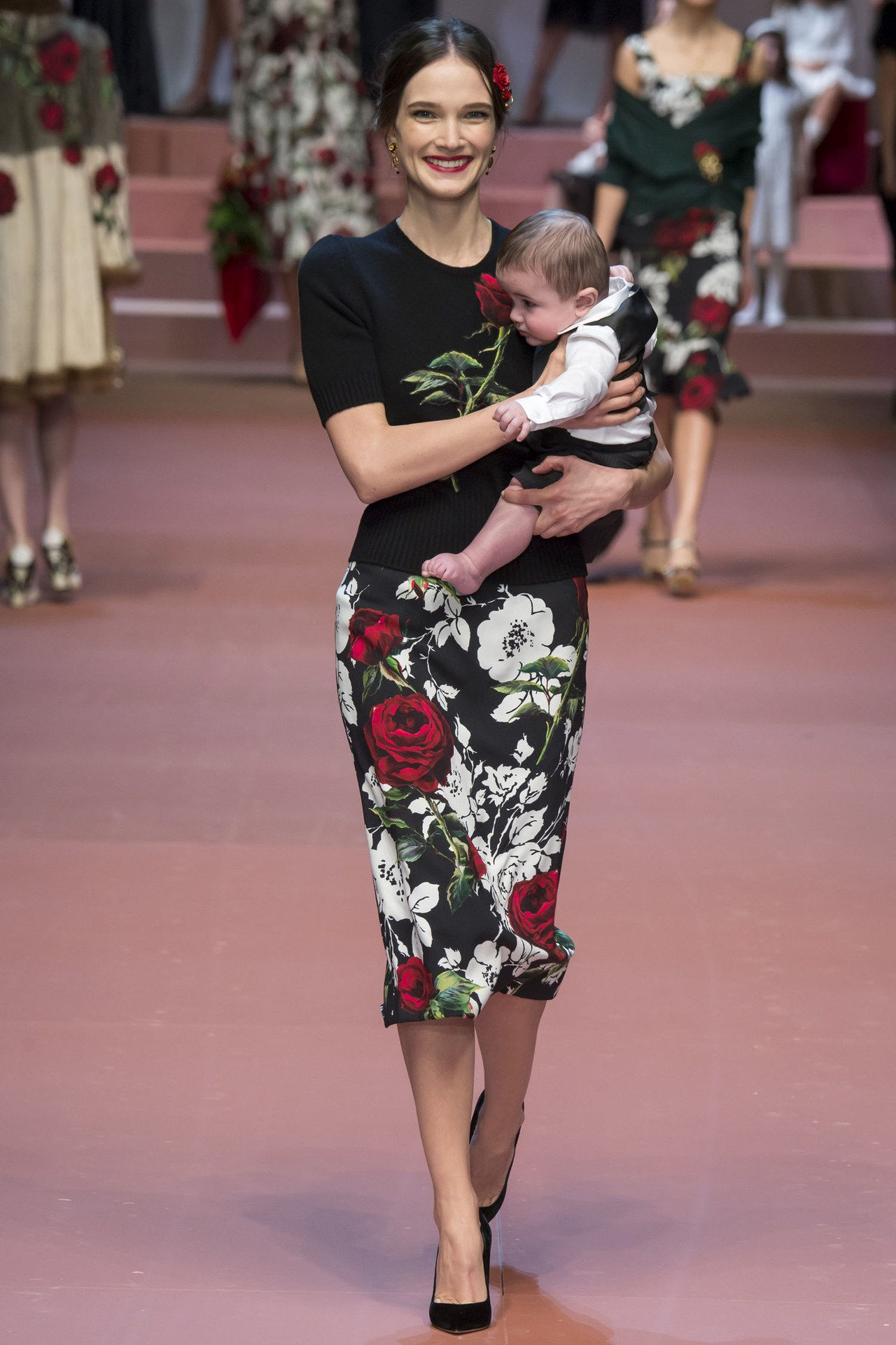 Dolce gabbana fall 2015 runway model with baby