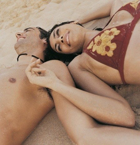 1128 couple lying on beach sm