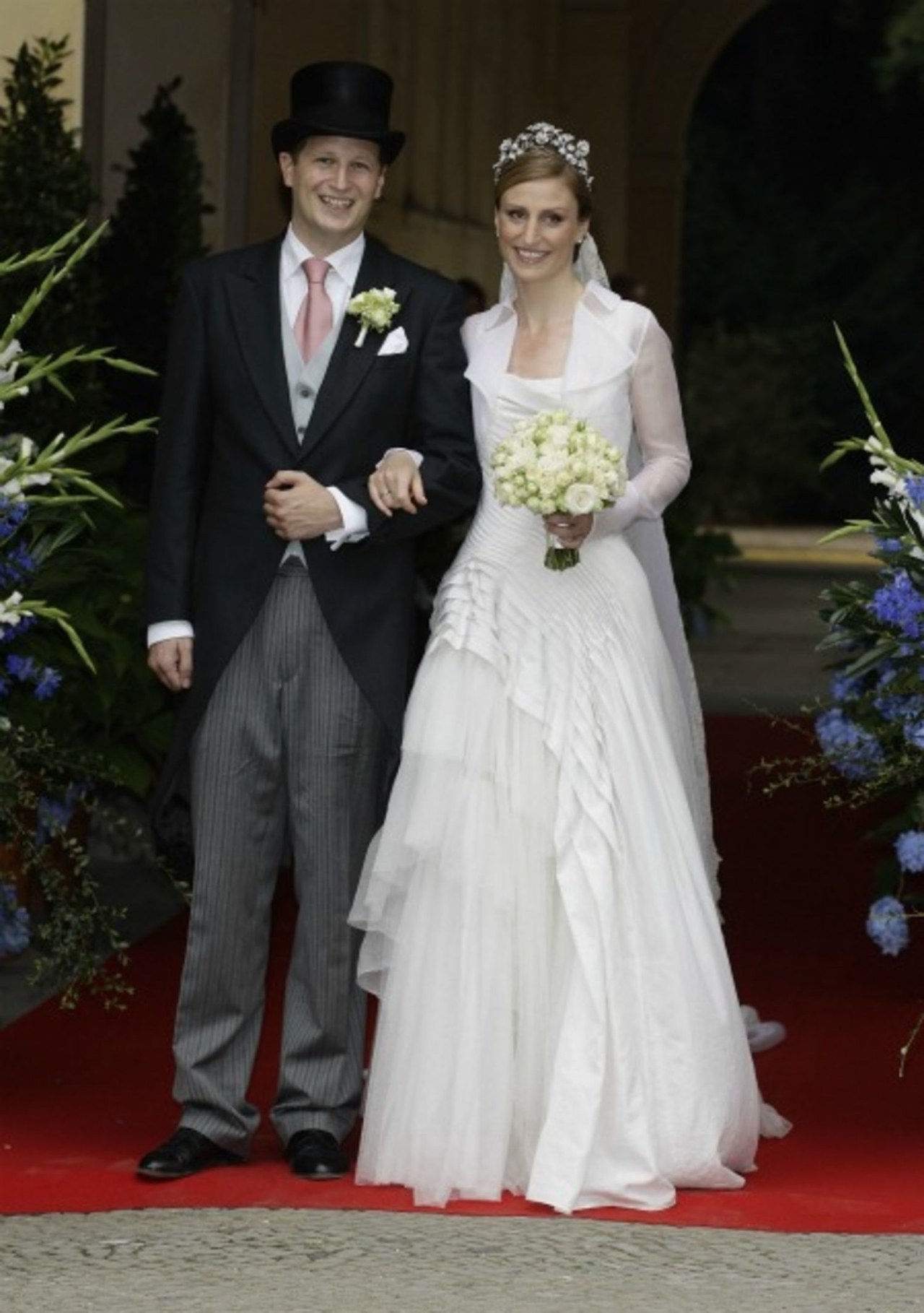 4 royal wedding princess wedding dresses wedding gowns 0212
