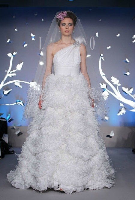 0930 new lazaro wedding dresses spring 2012 018