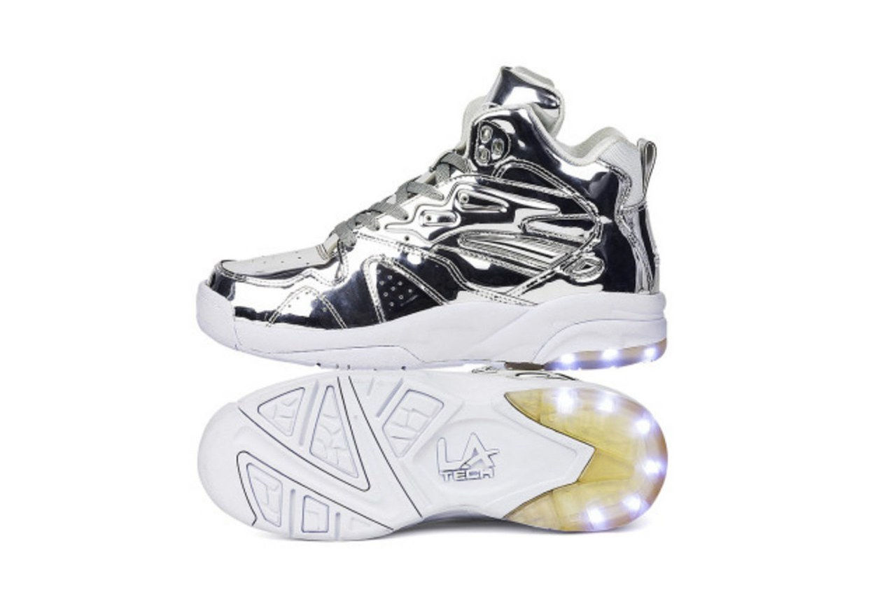 تايجا la gear metallic silver sneakers