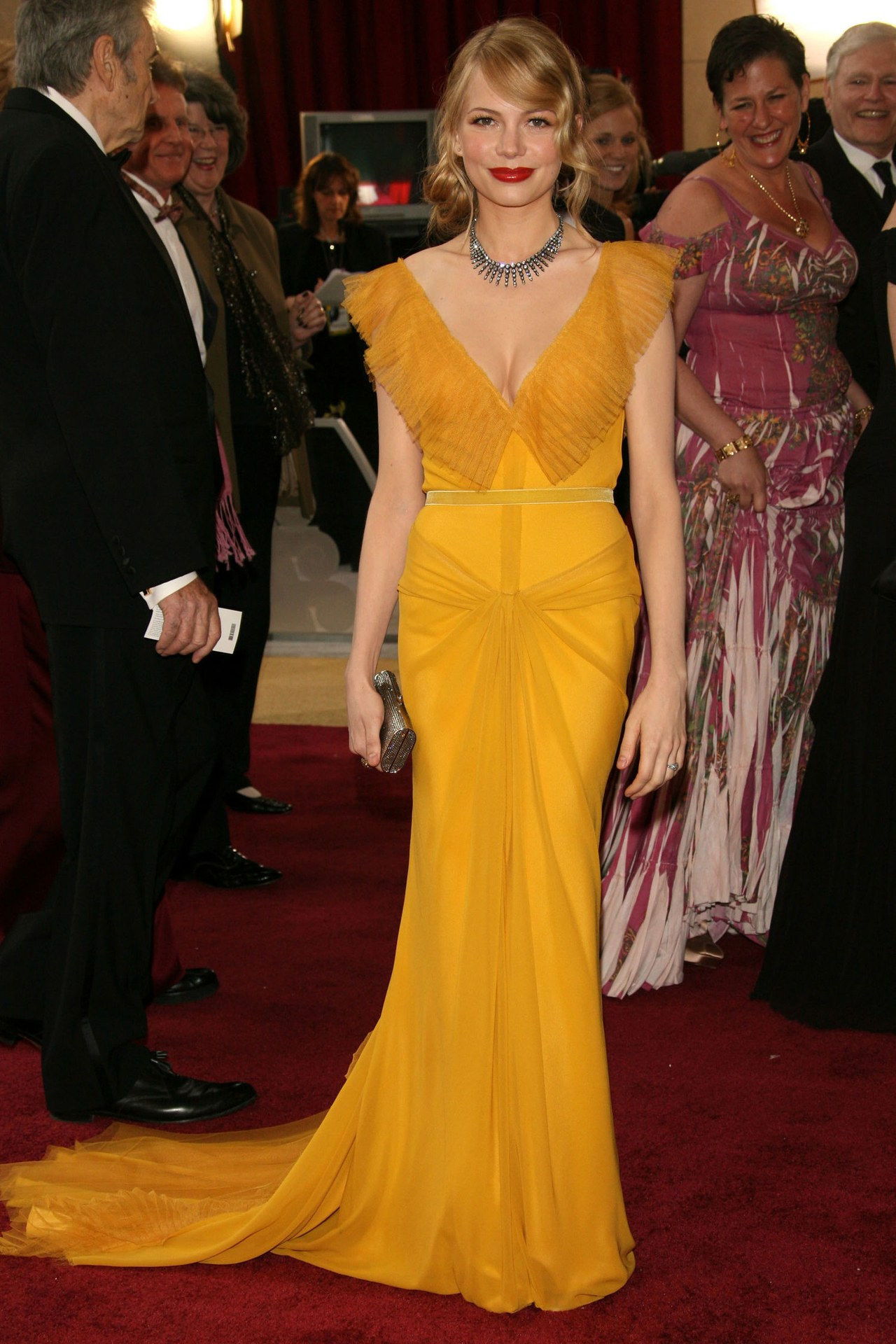 Michelle williams canary yellow vera wang gown oscars 2006
