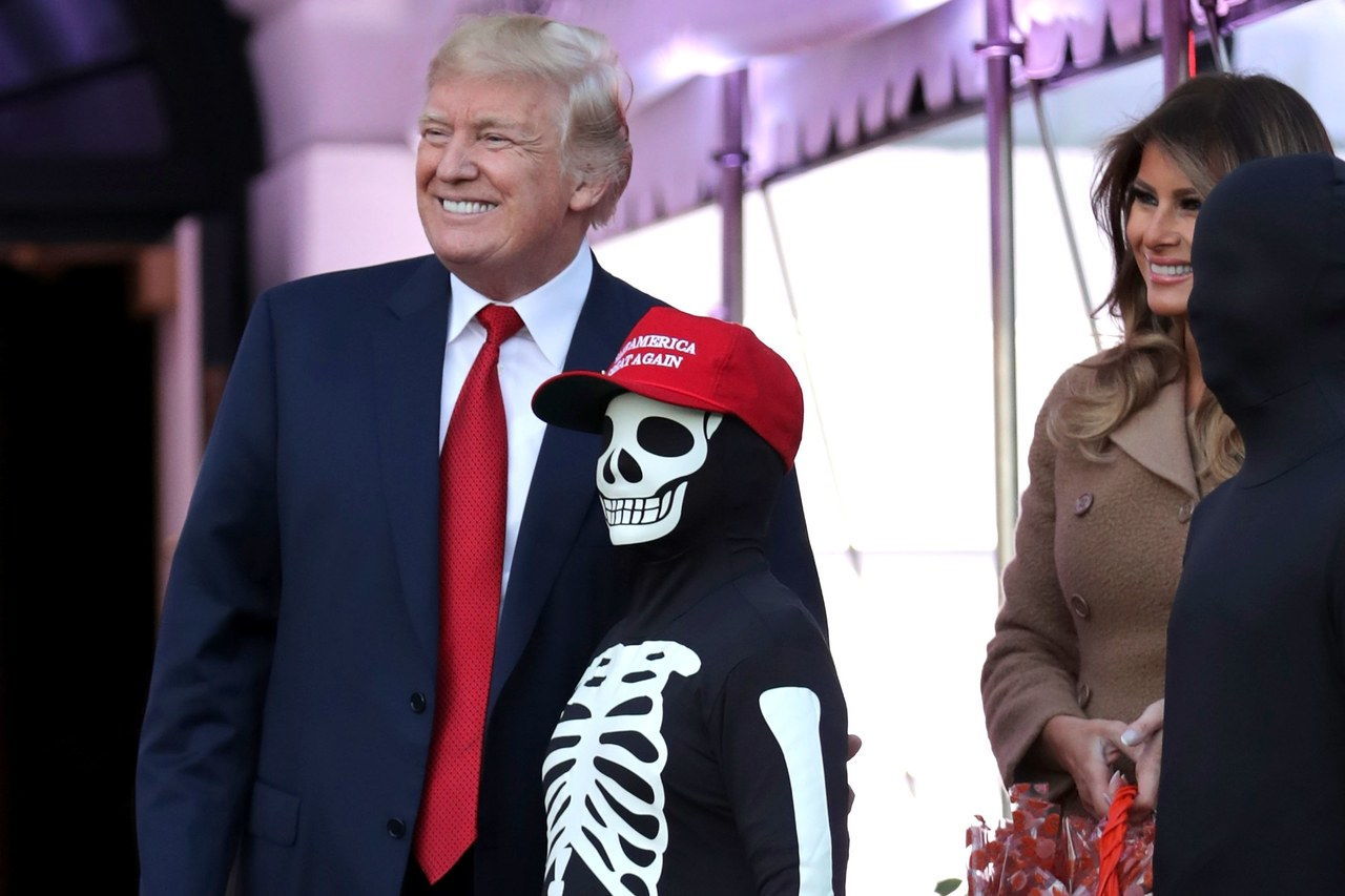 主席 Trump And First Lady Host Halloween At The White House